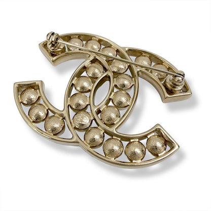 Chanel Logo Brooch Gold — view 3