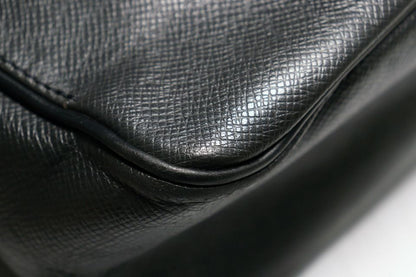 Louis Vuitton Taiga Leather Shoulder — view 7