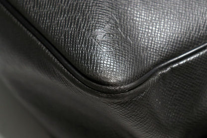 Louis Vuitton Taiga Leather Shoulder — view 4