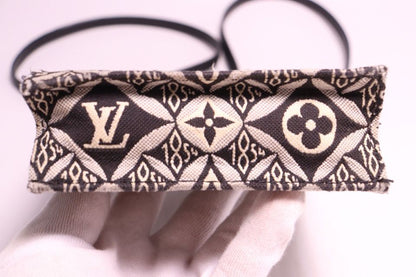 Louis Vuitton Monogram Jacquard Petite Sac Plat Leather 2-Way Shoulder — view 3