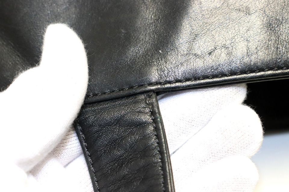 Chanel Jumbo CC Logo GD Leather Tote — view 8