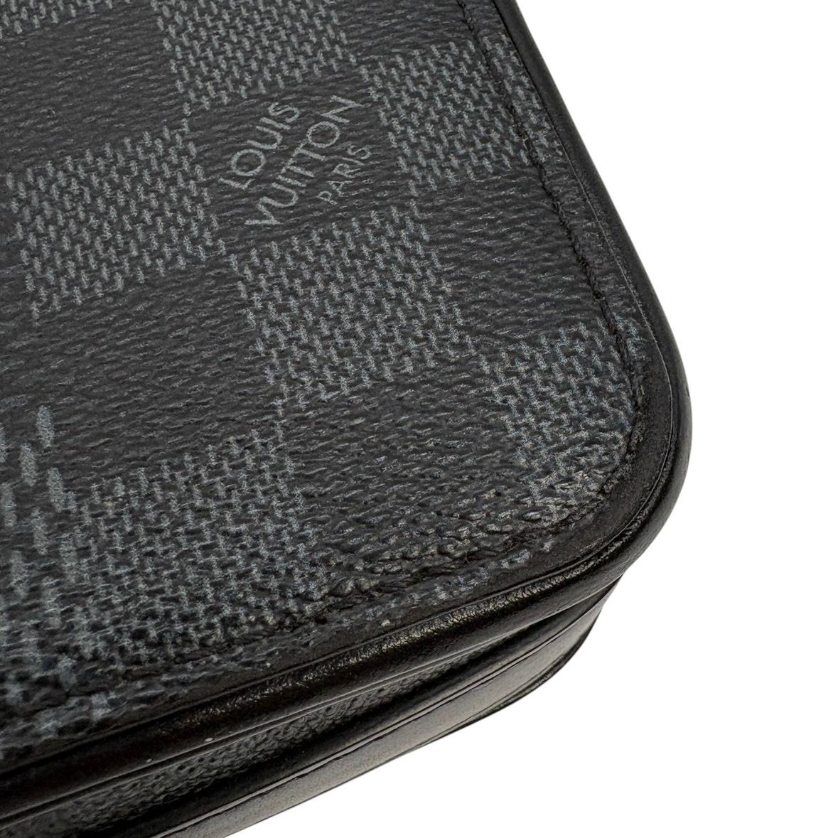 Louis Vuitton Shoulder Bag Studio Messenger LV Damier Graphite — view 8