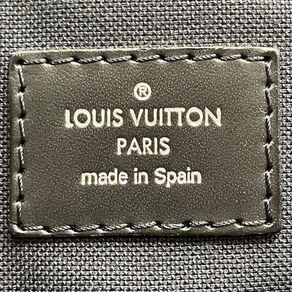 Louis Vuitton District MM Damier Graphite Shoulder Bag Leather — view 4