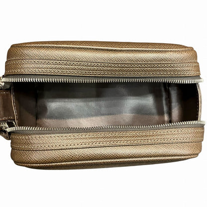 Louis Vuitton Trousse Yvan Taiga Second Bag Leather — view 5