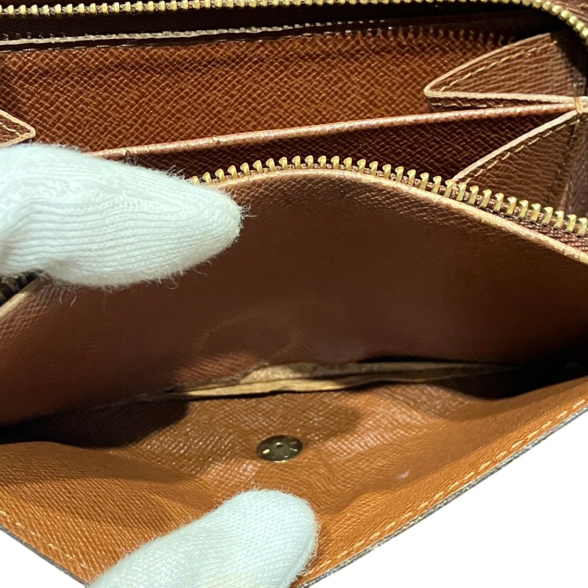 Louis Vuitton Porte-Monnaie Viennois Tresor Monogram Bifold Wallet Canvas — view 6