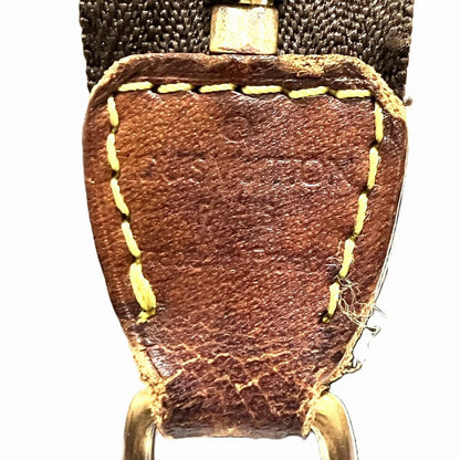 Louis Vuitton Pochette Monogram Shoulder — view 4