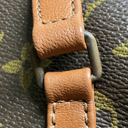 Louis Vuitton Vintage Papillon 30 Monogram Handbag Leather — view 9