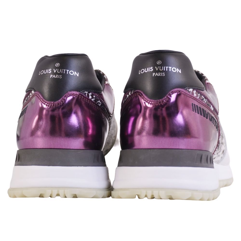 Louis Vuitton Sneakers Run Away — view 5