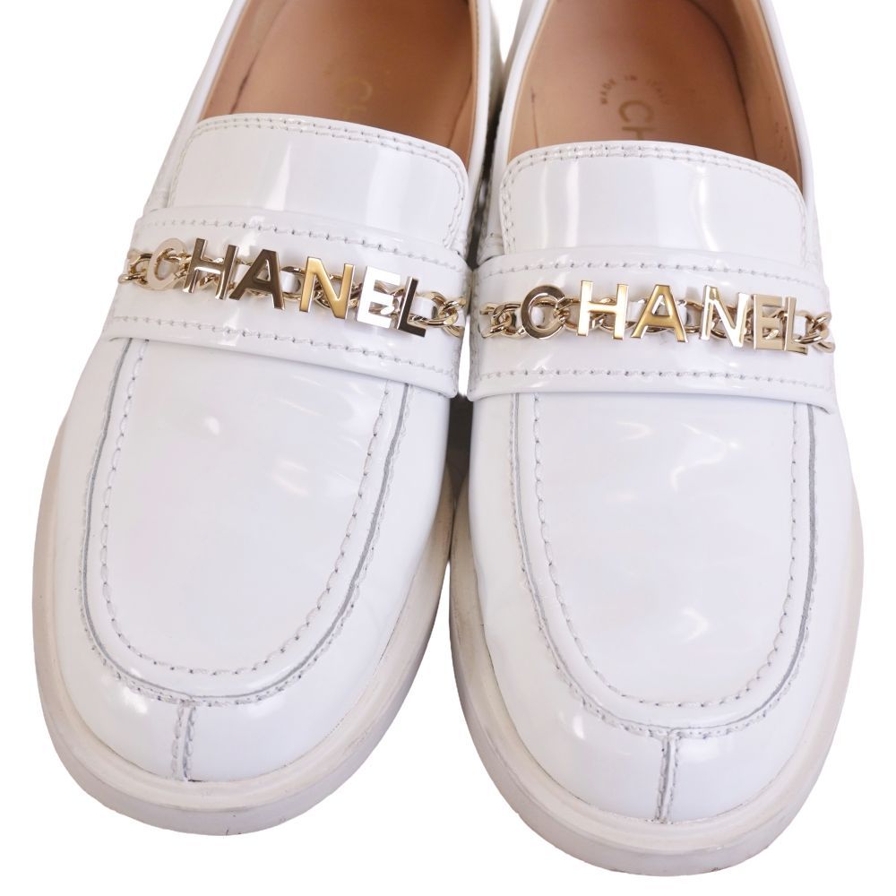 Chanel Loafers 22c Moccasins Logo — view 3
