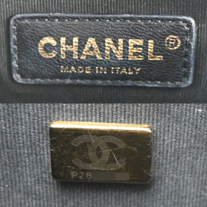 Chanel Shoulder Bag Black — view 9