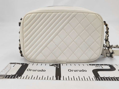 Chanel Shoulder Bag White Lambskin Quilted CC Logo Chain Gunmetal — view 2