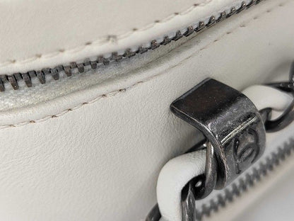 Chanel Shoulder Bag White Lambskin Quilted CC Logo Chain Gunmetal — view 6