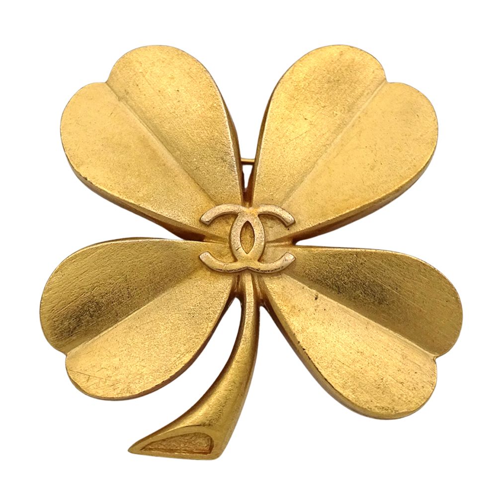 Chanel Brooch CC Logo Clover Gold — view 2