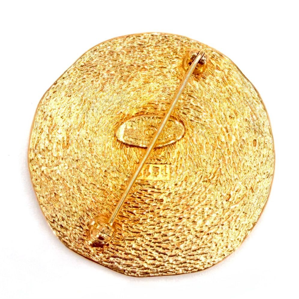 Chanel Brooch 31 Rue Cambon Vintage Gold Plated — view 2