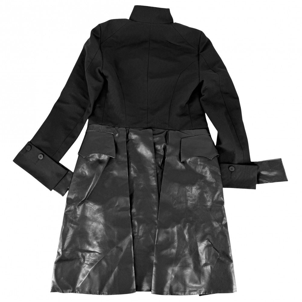 Louis Vuitton Pleated Different Coat — view 2