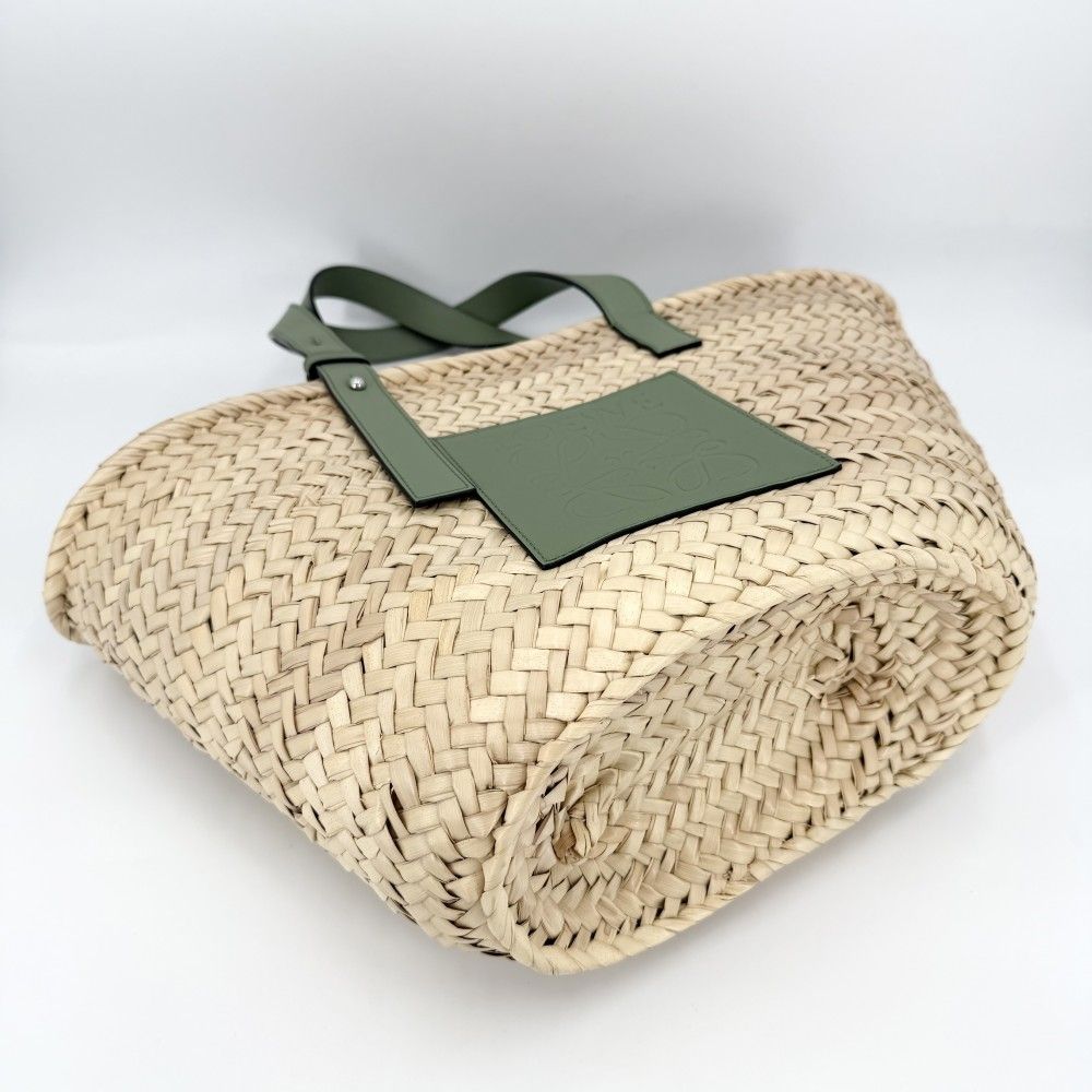 Loewe Handbag Anagram Basket Bag Palm Leaf Calf Leather Beige Green Silver — view 3