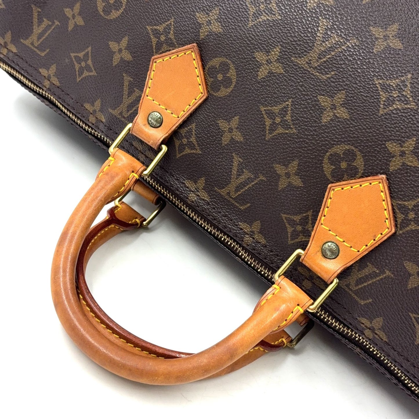 Louis Vuitton Speedy 40 Monogram Leather Brown Handbag Gold — view 8