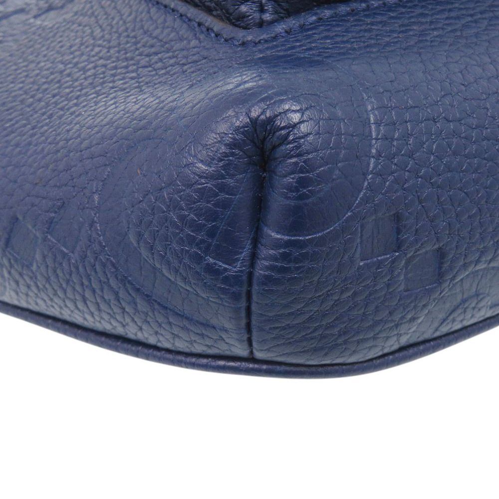 Gucci GG Leather Blue Belt Bag — view 5