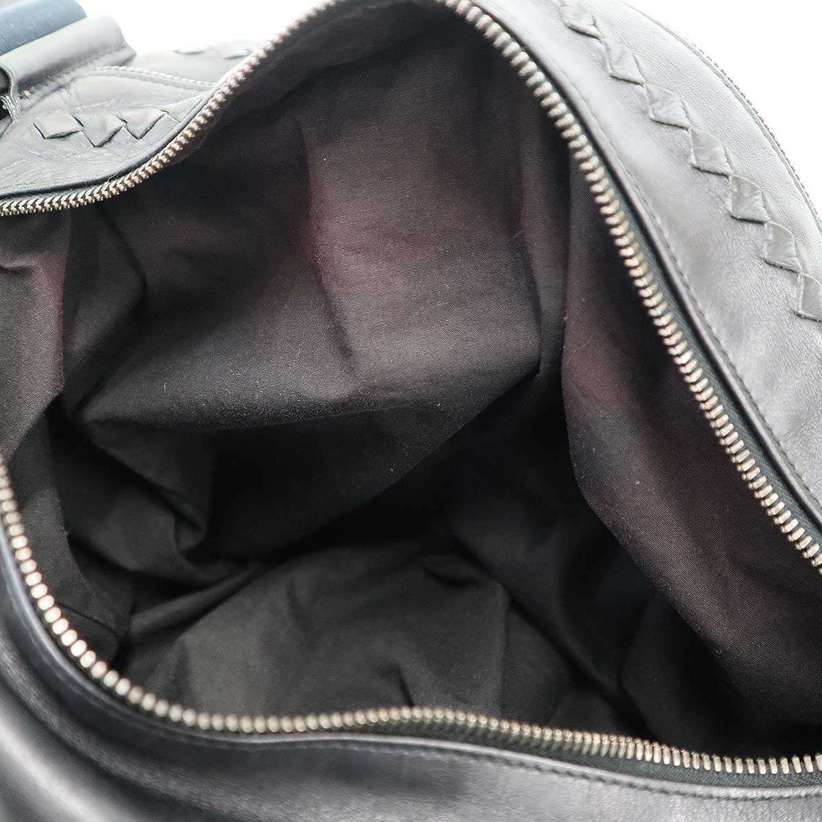 Bottega Veneta Intrecciato Leather Boston Shoulder Bag Black — view 7
