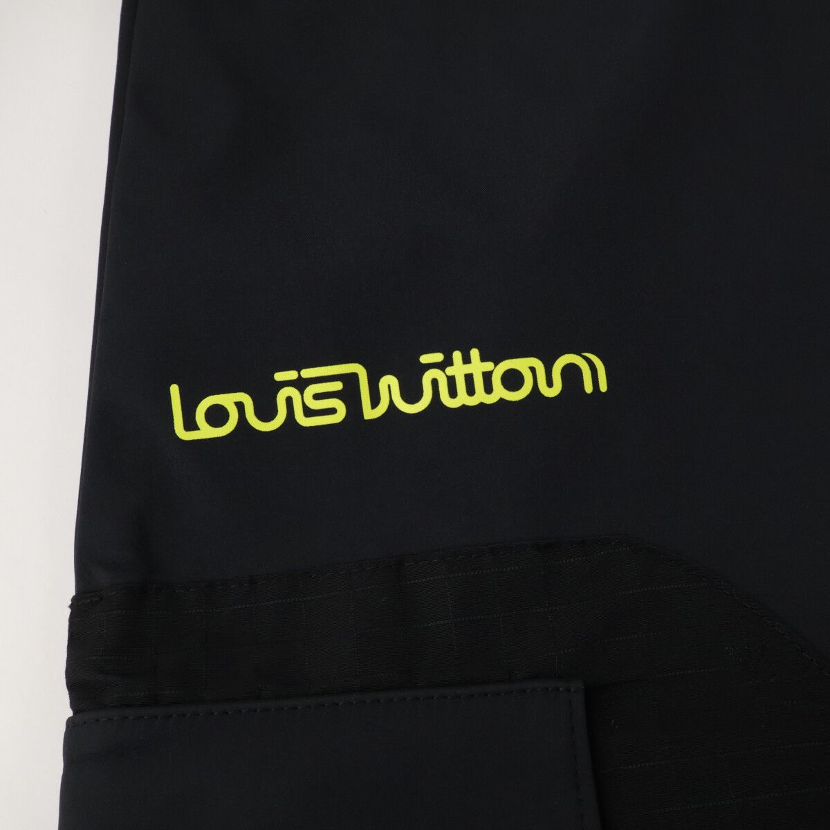 Louis Vuitton Econyl Nylon with Carabiner Logo Print 2-Way Cargo Pants 48 — view 5