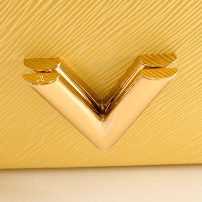 Louis Vuitton Shoulder Bag Twist MM — view 7