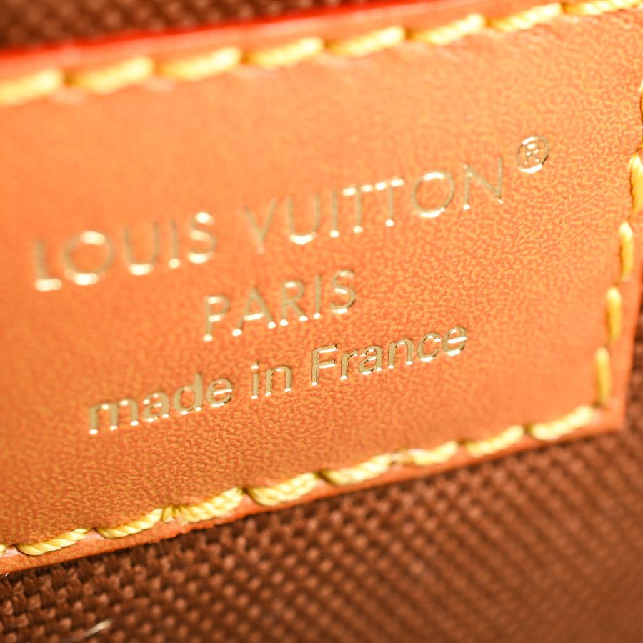Louis Vuitton Shoulder Bag Satchel Messenger — view 6