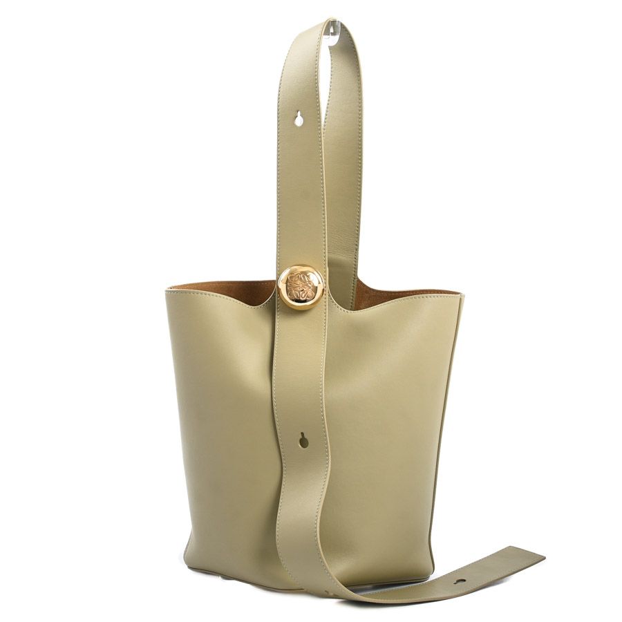 Loewe Shoulder Bag Pebble