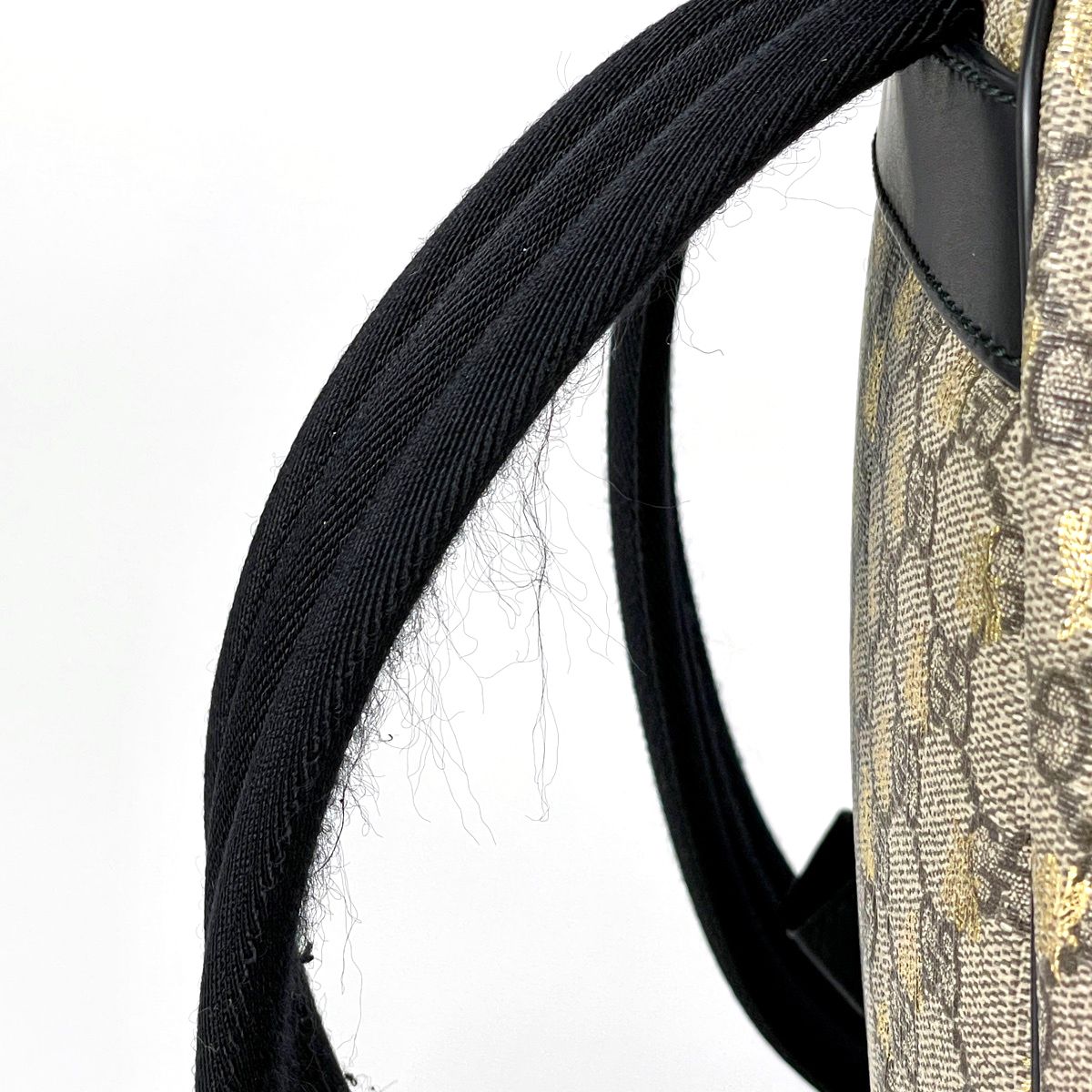 Gucci GG Pattern Backpack Bee Print Supreme Beige Black — view 9