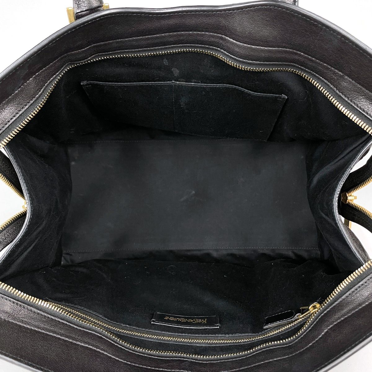 Saint Laurent Cabas Chic Handbag Line Leather Black — view 8