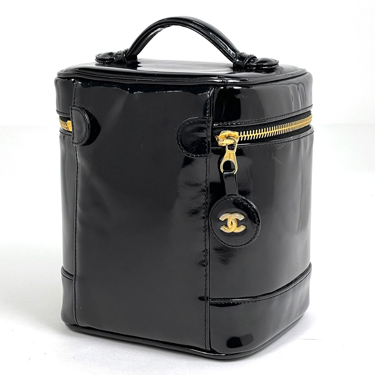Chanel CC Logo Vanity Makeup Pouch Patent Leather Black — view 2