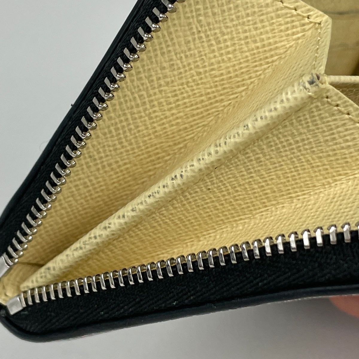 Louis Vuitton Zippy Coin Purse Monogram LV Pop Case Leather Blue Black — view 5
