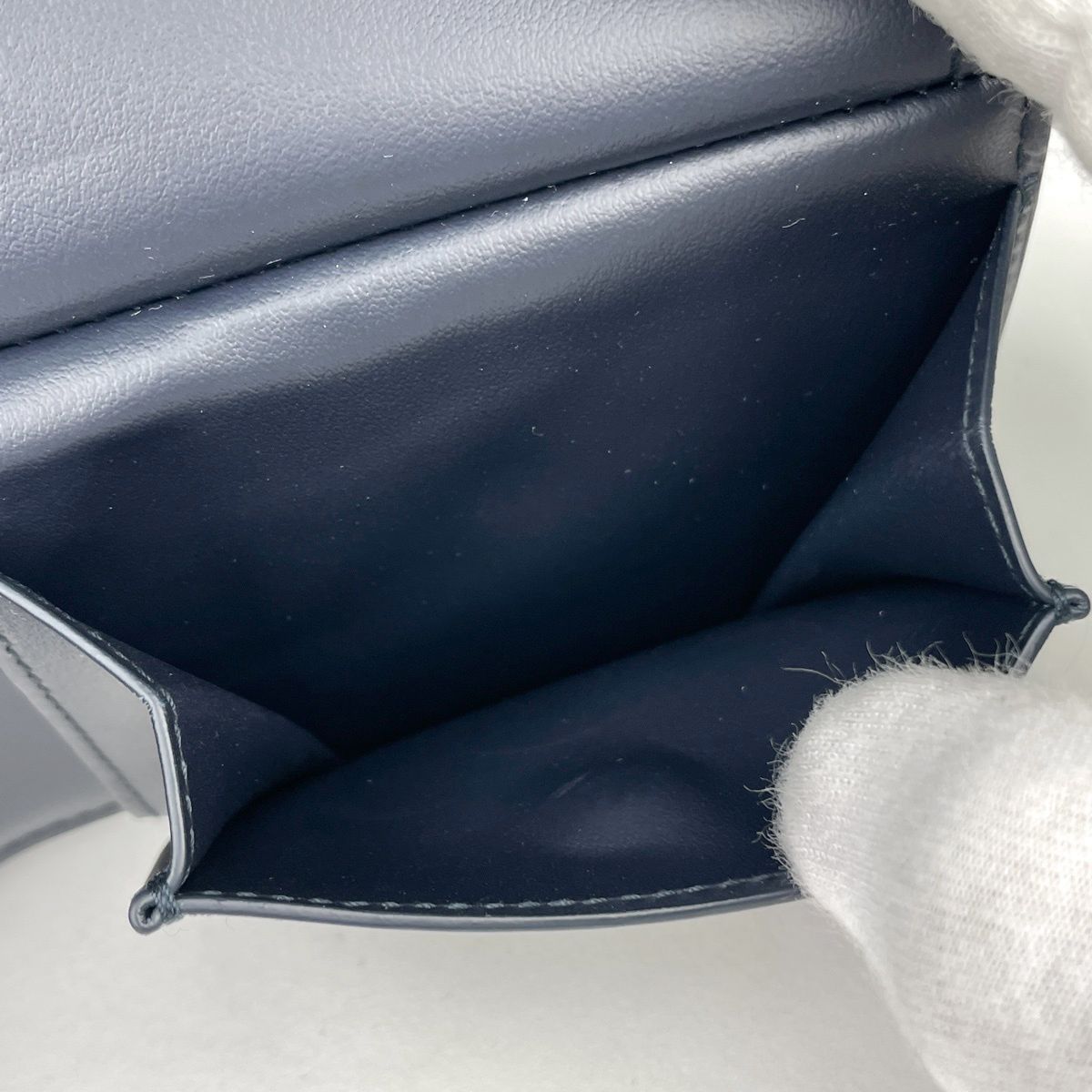 Bottega Veneta Intrecciato Bifold Wallet Leather Navy — view 5