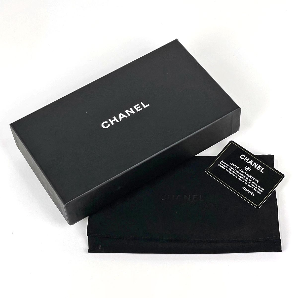 Chanel CC Logo Zip Around Wallet Quilted Chain Leather Black — view 9