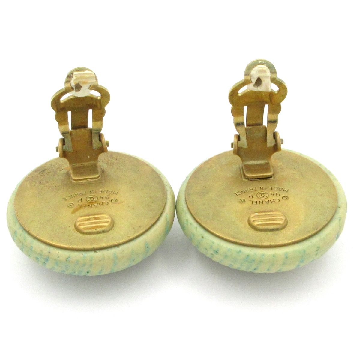 Chanel Earrings CC Logo Gold Beige Light Lean — view 4