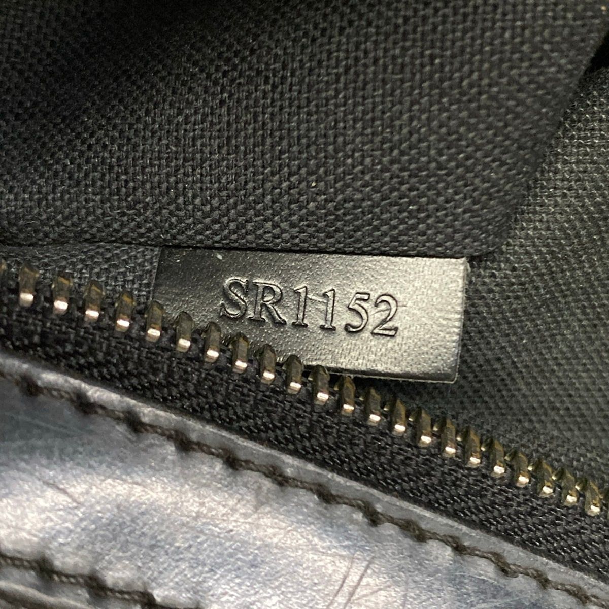 Louis Vuitton Shoulder Bag Damier Graphite Mick MM — view 9