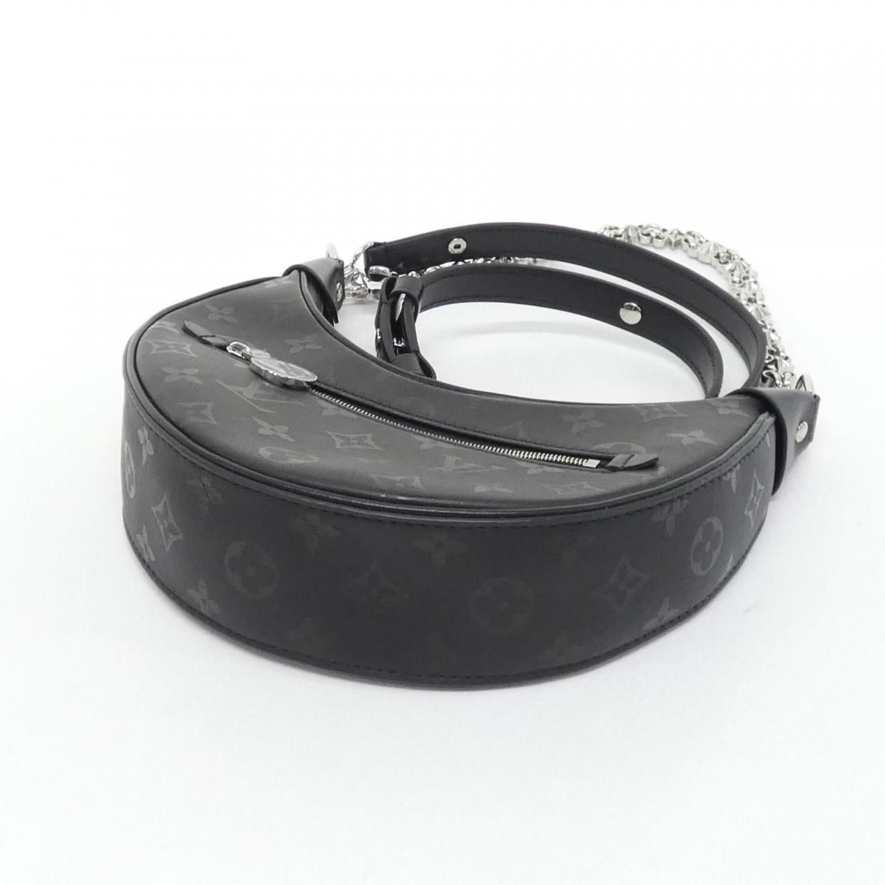 Louis Vuitton Monogram Loop Shoulder — view 3