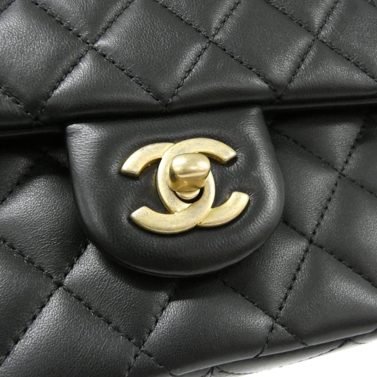 Chanel Shoulder Bag Black — view 4