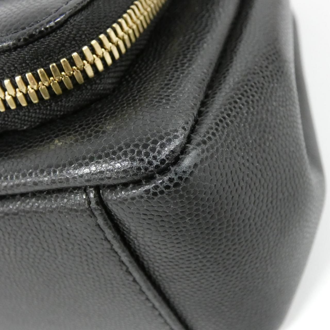 Chanel Bag Handbag Black — view 3