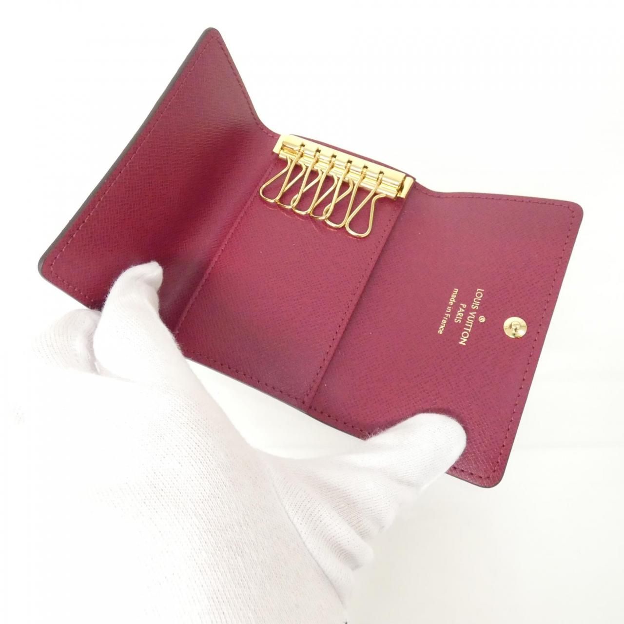 Louis Vuitton Monogram Multicles Key Case Key Holder — view 3