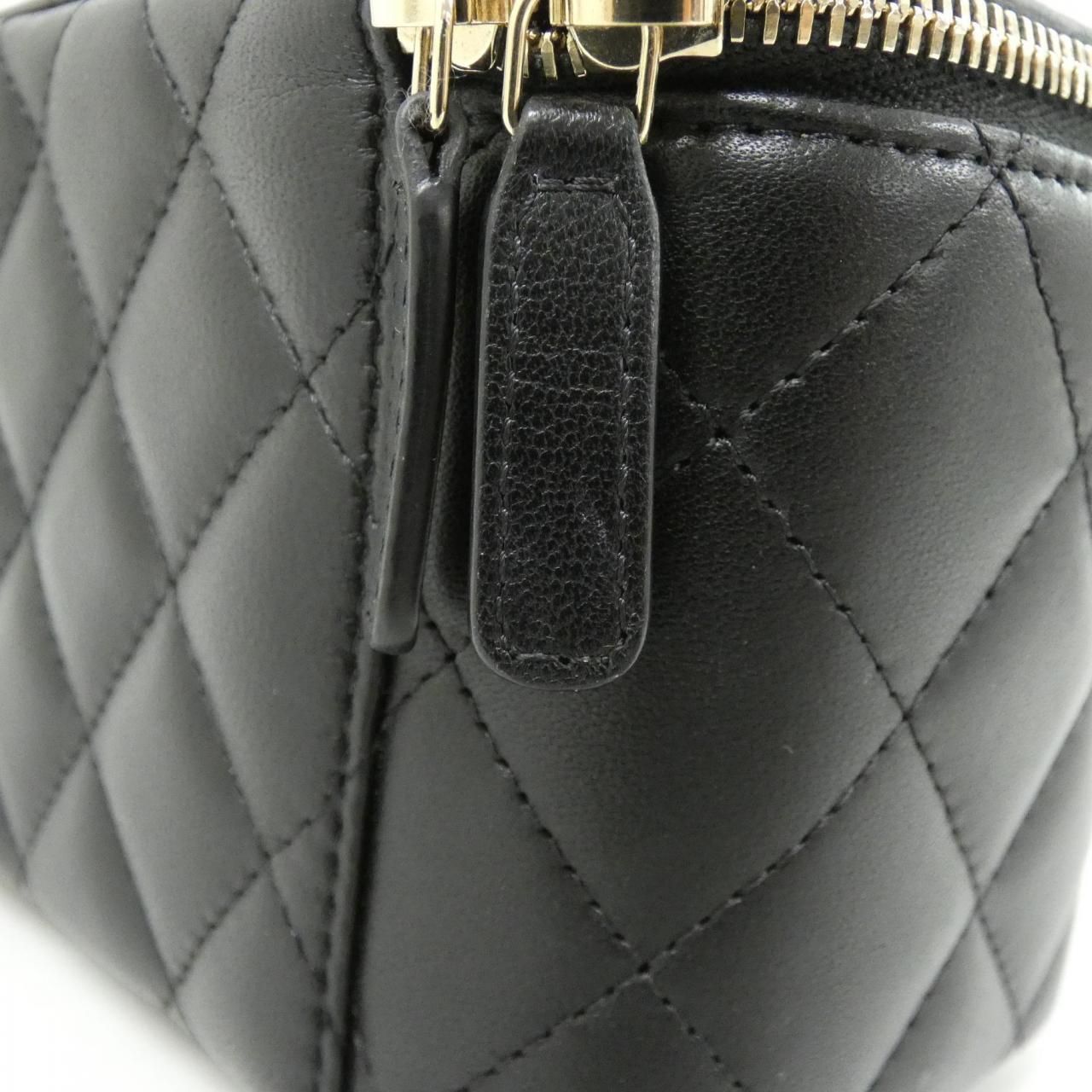 Chanel Shoulder Bag Black — view 6