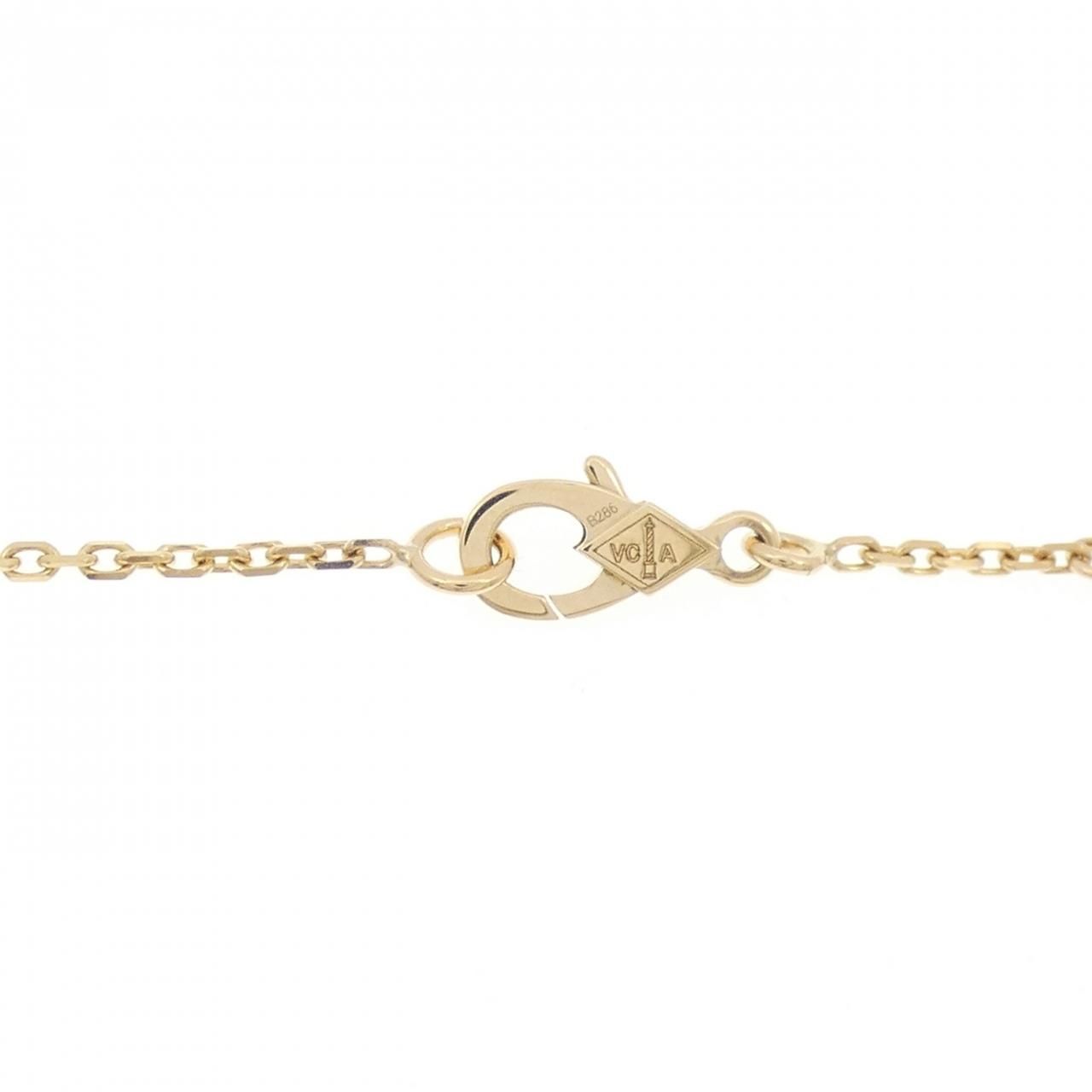 Van Cleef & Arpels Vintage Alhambra Necklace — view 4