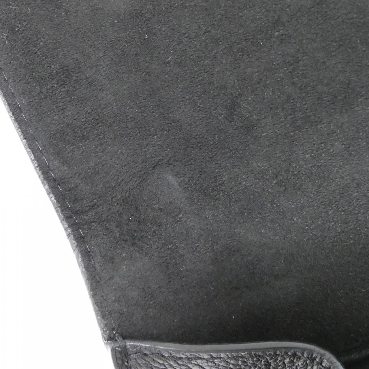 Louis Vuitton My Lockme Chain Shoulder — view 7