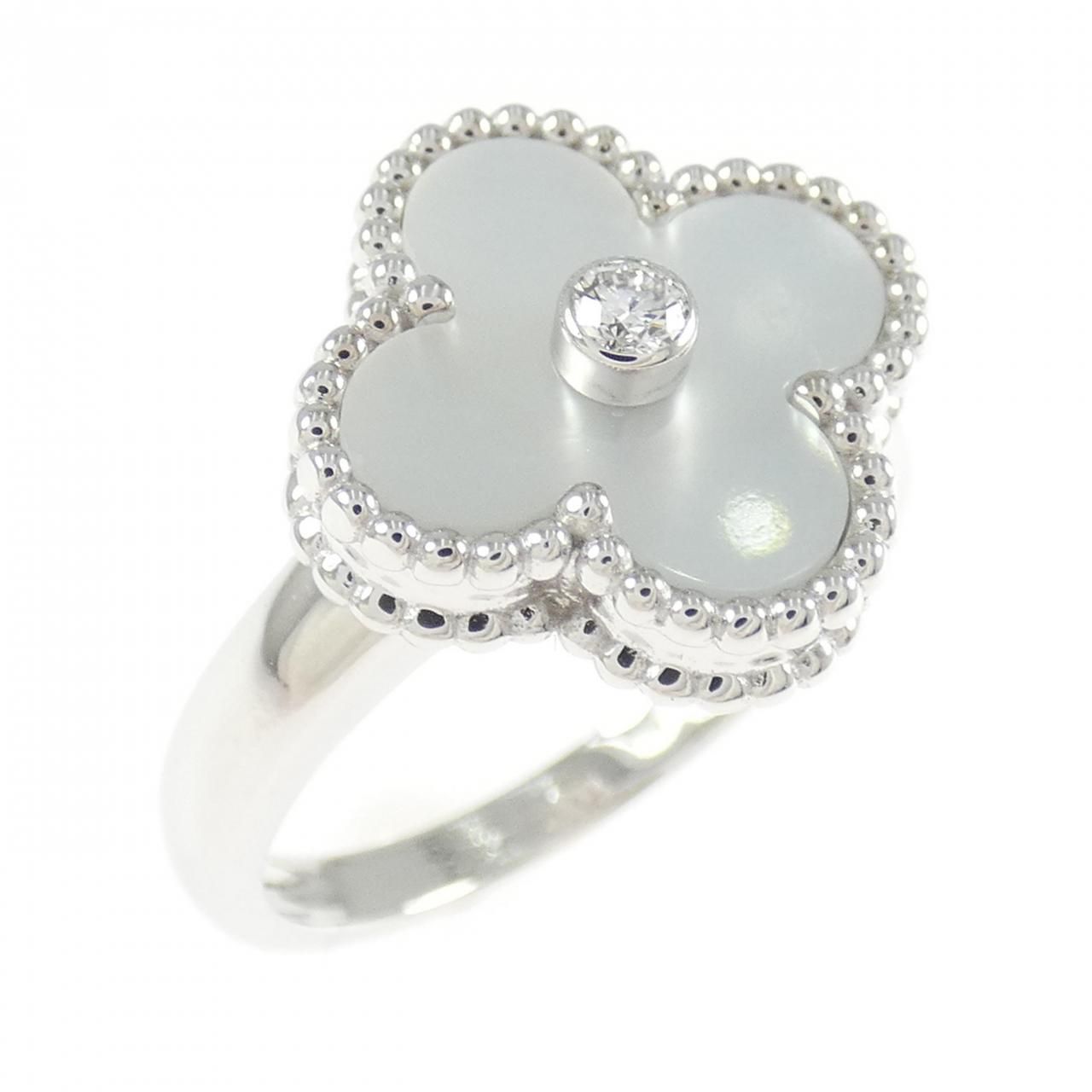 Van Cleef & Arpels Vintage Alhambra Ring