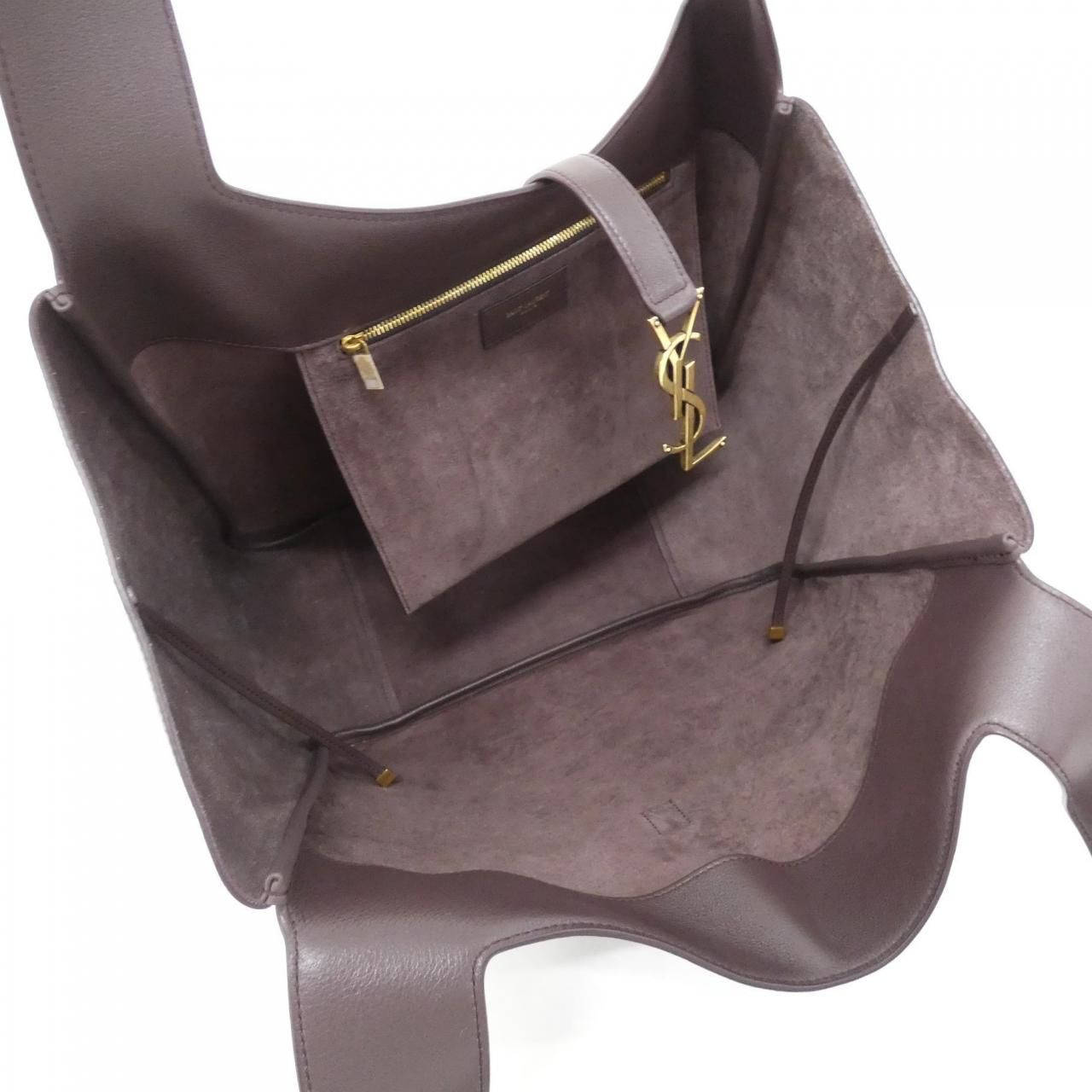 Saint Laurent le 5 a 7 Bea Aaauq — view 6
