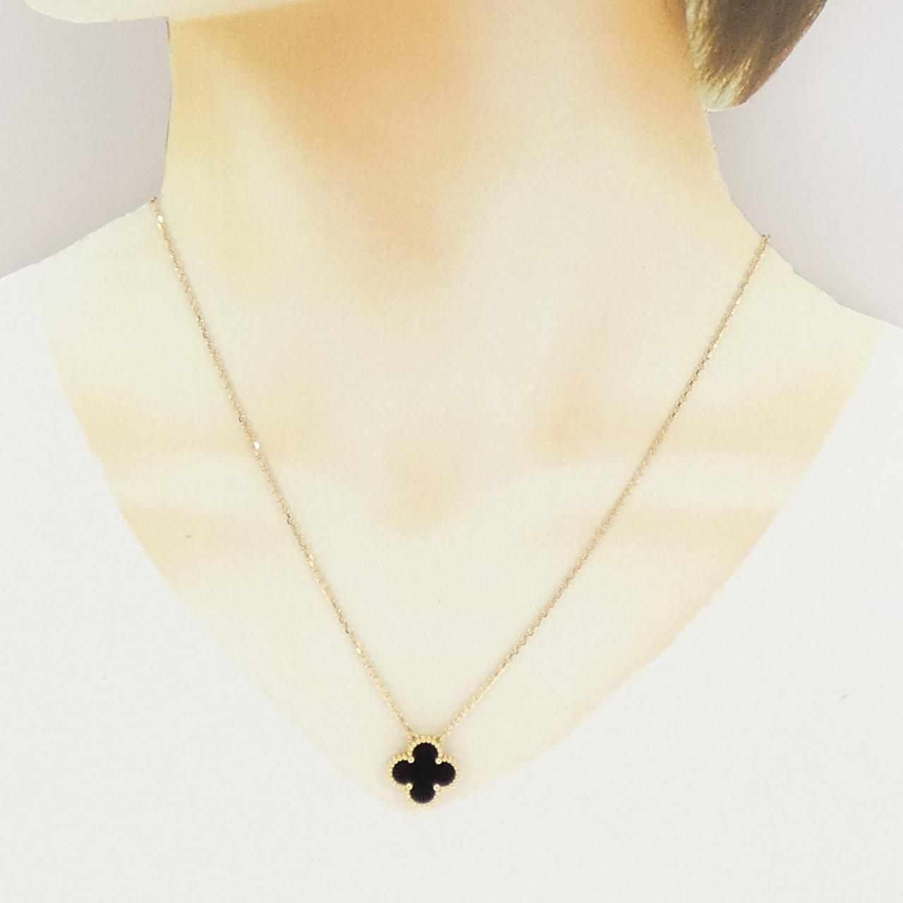 Van Cleef & Arpels Vintage Alhambra Necklace — view 5