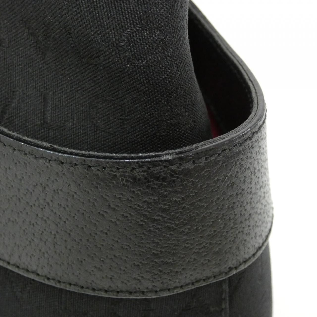 Bvlgari Shoulder Bag Black — view 4
