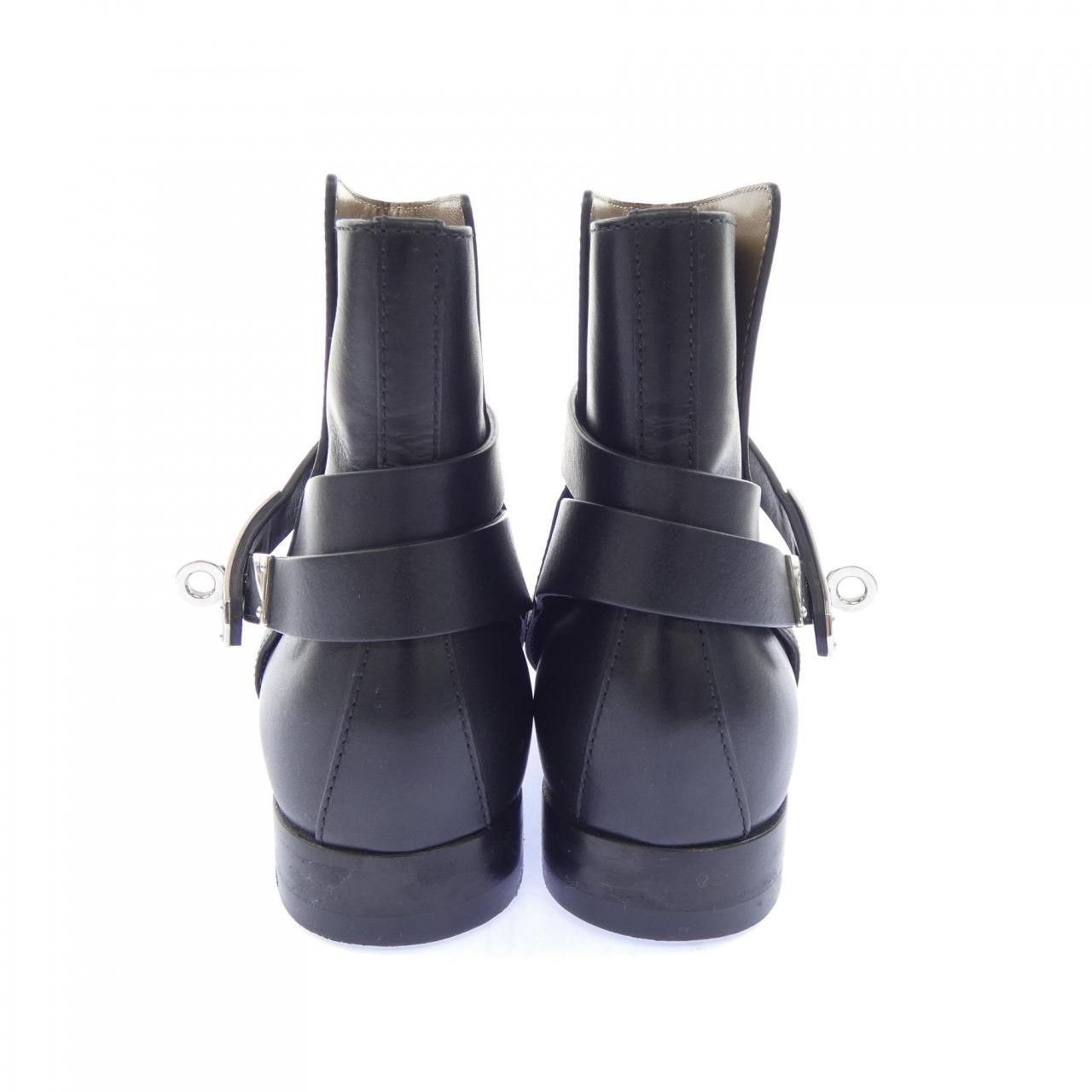 Hermes Neo Kelly Buckle Boots — view 5
