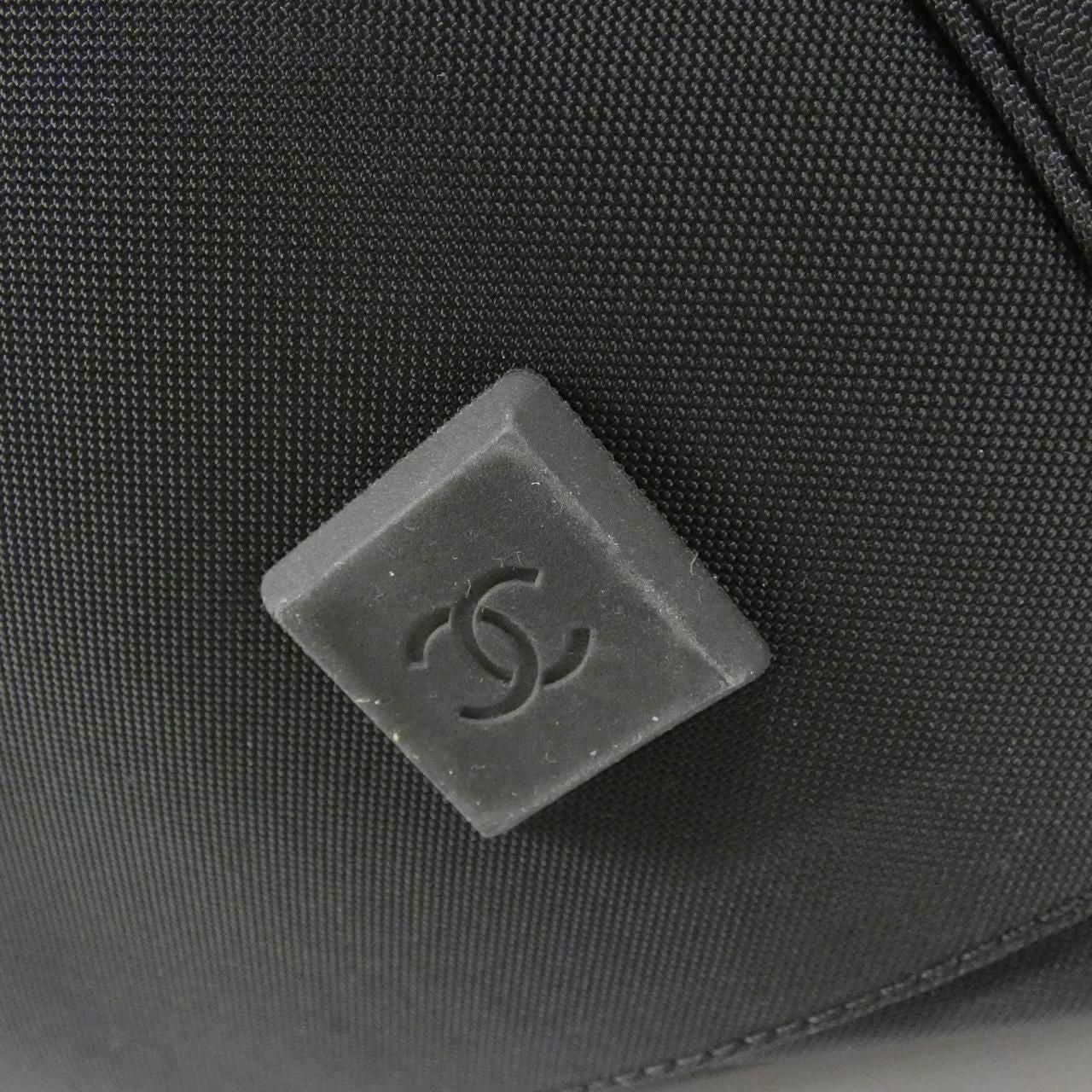 Chanel Vintage Sports Line Boston — view 4