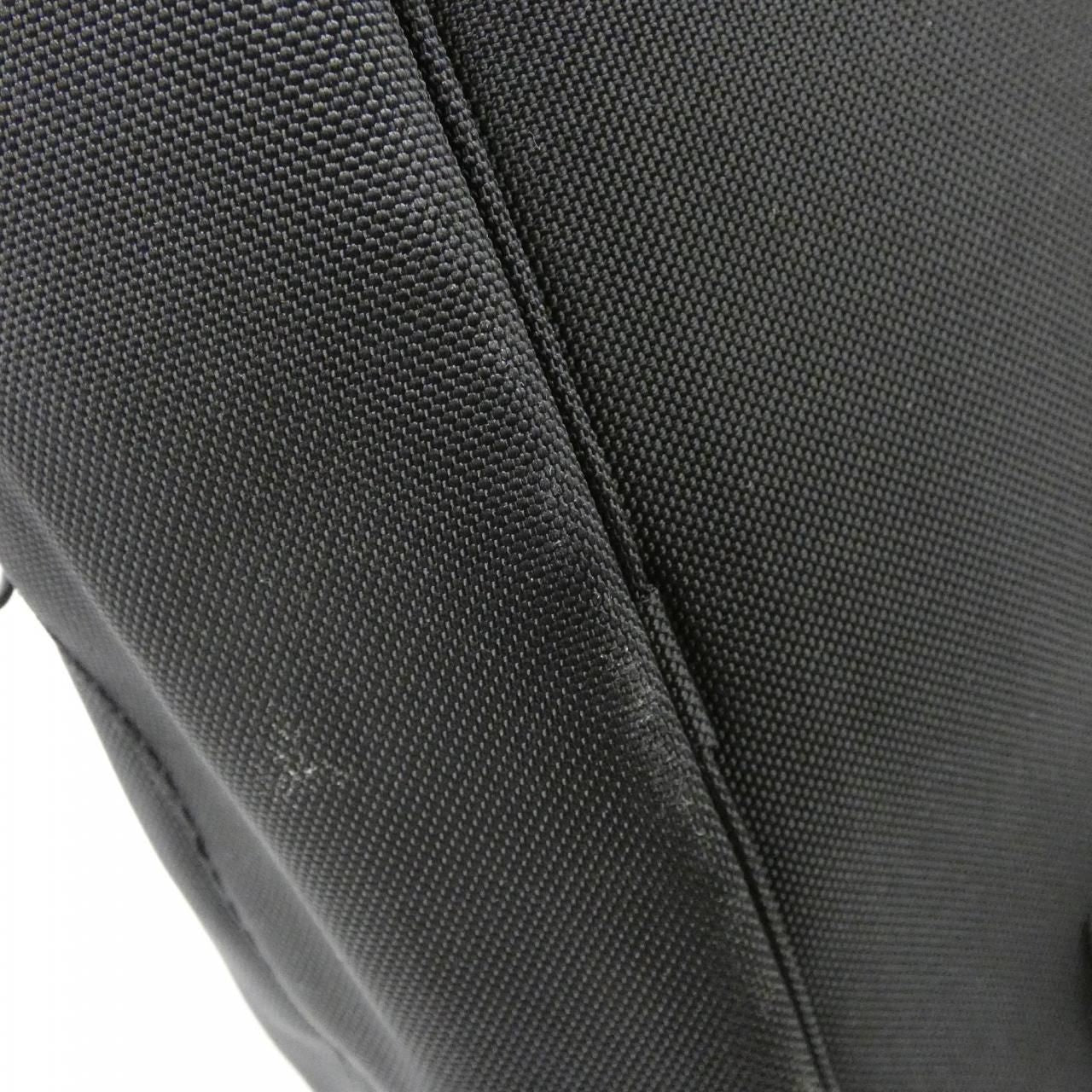 Chanel Vintage Sports Line Boston — view 5