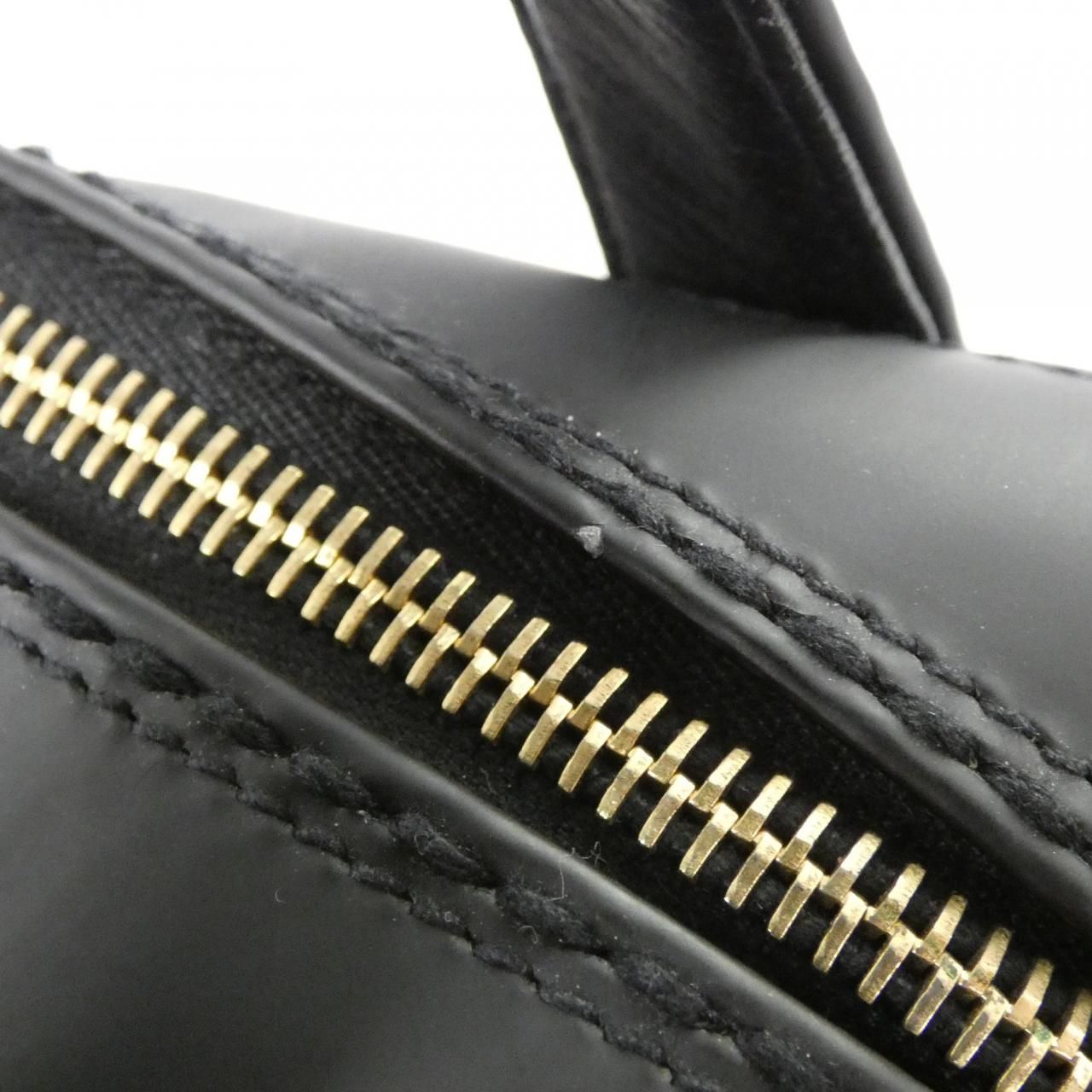 Chanel Vintage Wild Stitch Line — view 7
